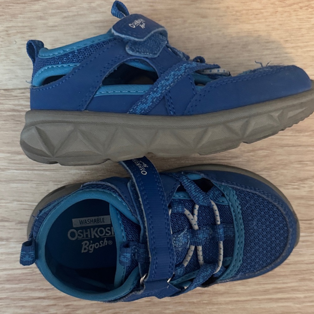 🔥5/$10🔥OshKosh B'gosh Navy Blue Kids Sneakers